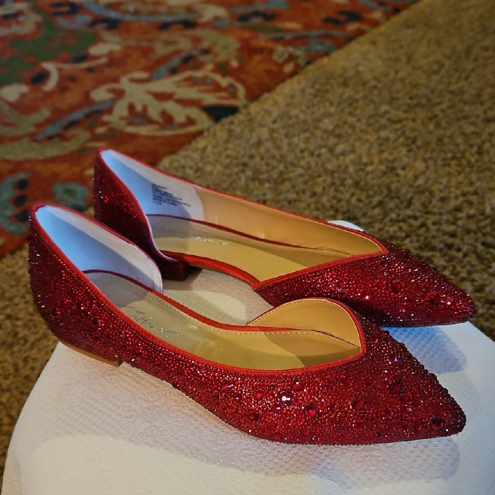 Besty Johnson Red Sparkle Pointed Toe Flats - Women's Dress Shoe Sz 8